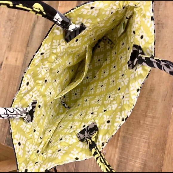 Vera Bradley purse - Picture 3 of 6